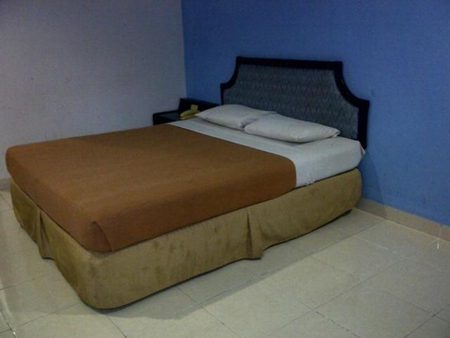 Amans Inn Ambon Room photo